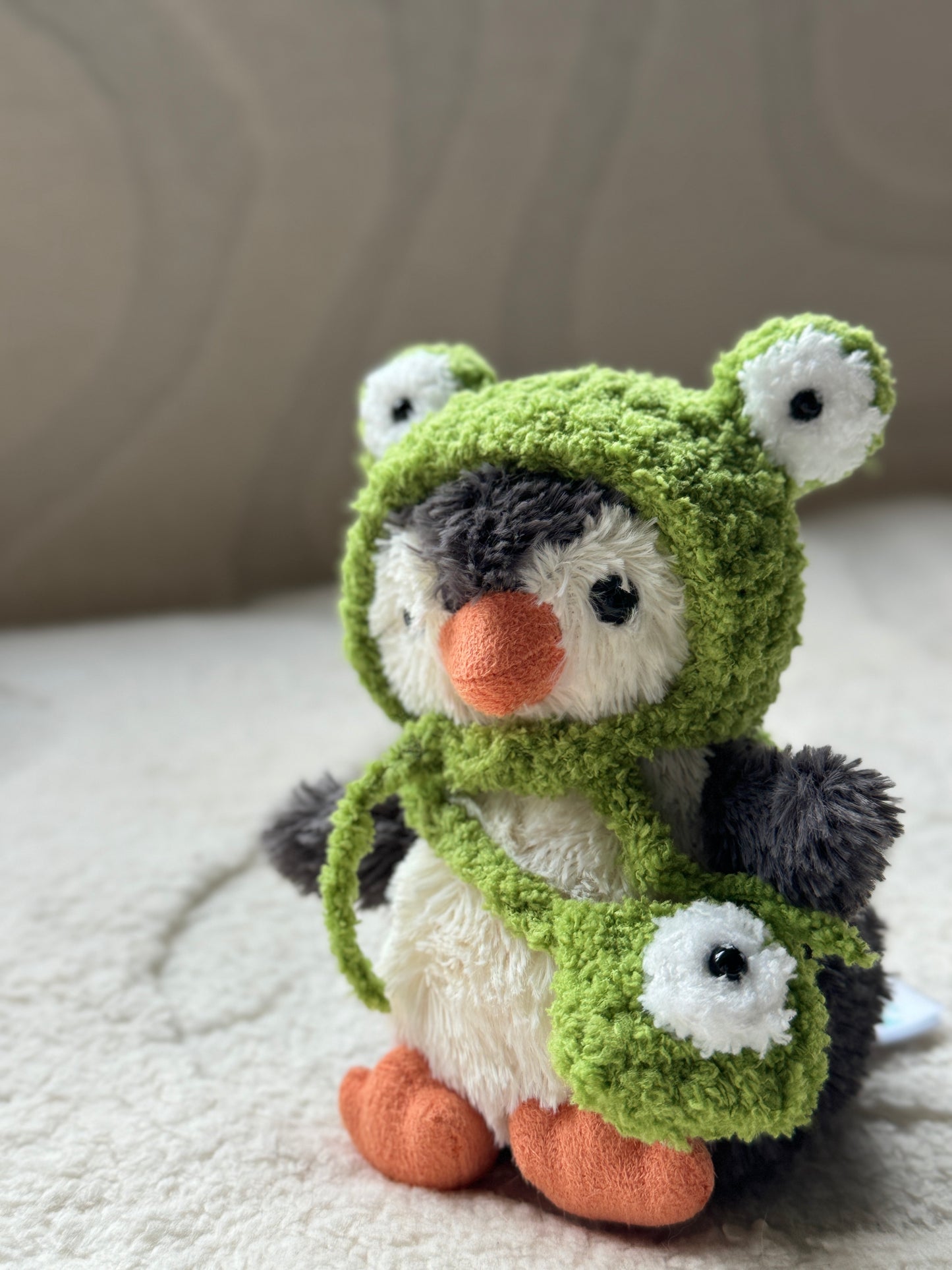 Frog Crochet Outfit for Jellycat Penguin – Adorable Animal Hat