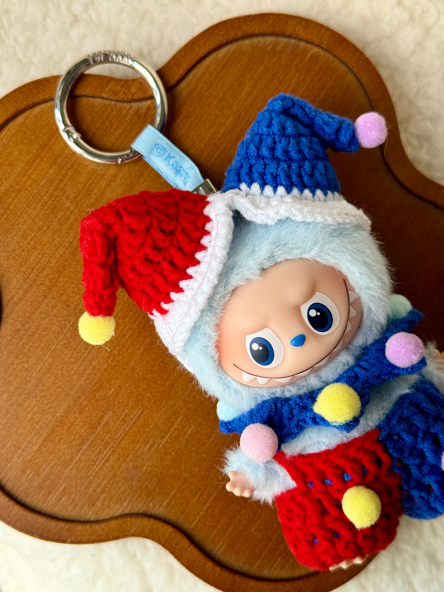Halloween Jester Outfit for Labubu 4.0 – Handmade Crochet Costume (Keychain Size)