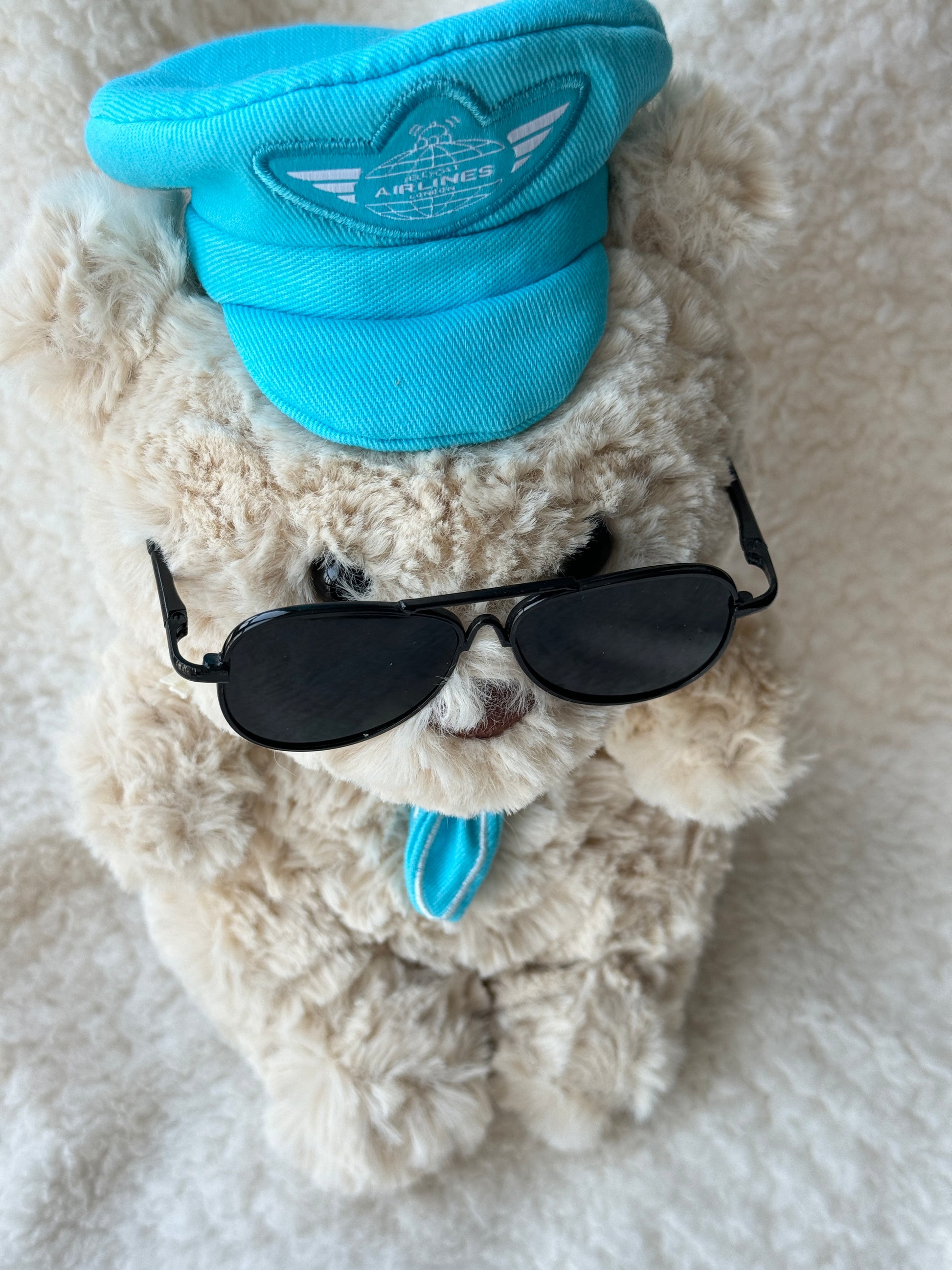 Close-up of mini glasses accessory for Jellycat Barcelona Junior Pilot